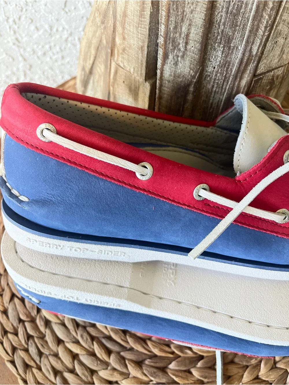 NWOT Sperry Gold Cup Authentic Original 2-Eye Boat Shoes Red White Blue Size 10